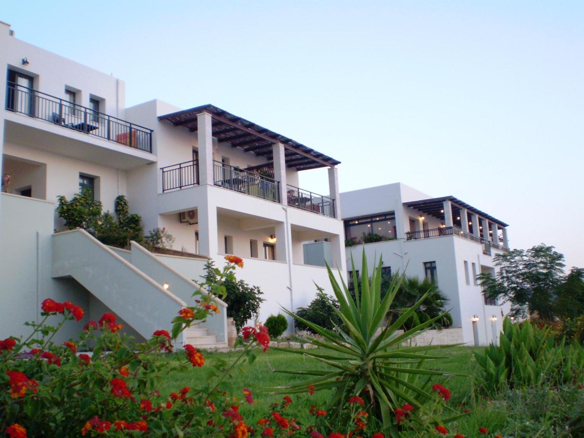 Roubini Apartments Фаласарна Екстер'єр фото