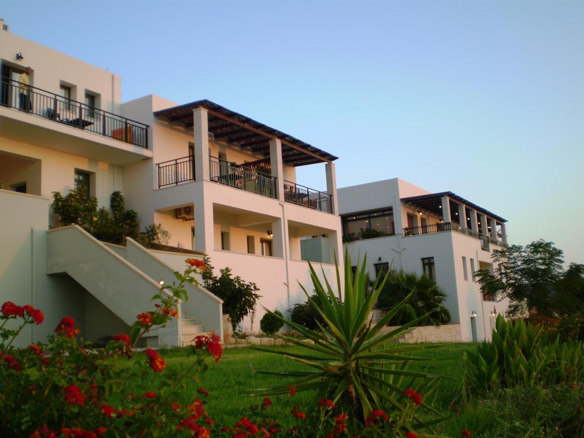 Roubini Apartments Фаласарна Екстер'єр фото