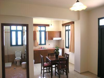 Roubini Apartments Фаласарна Екстер'єр фото